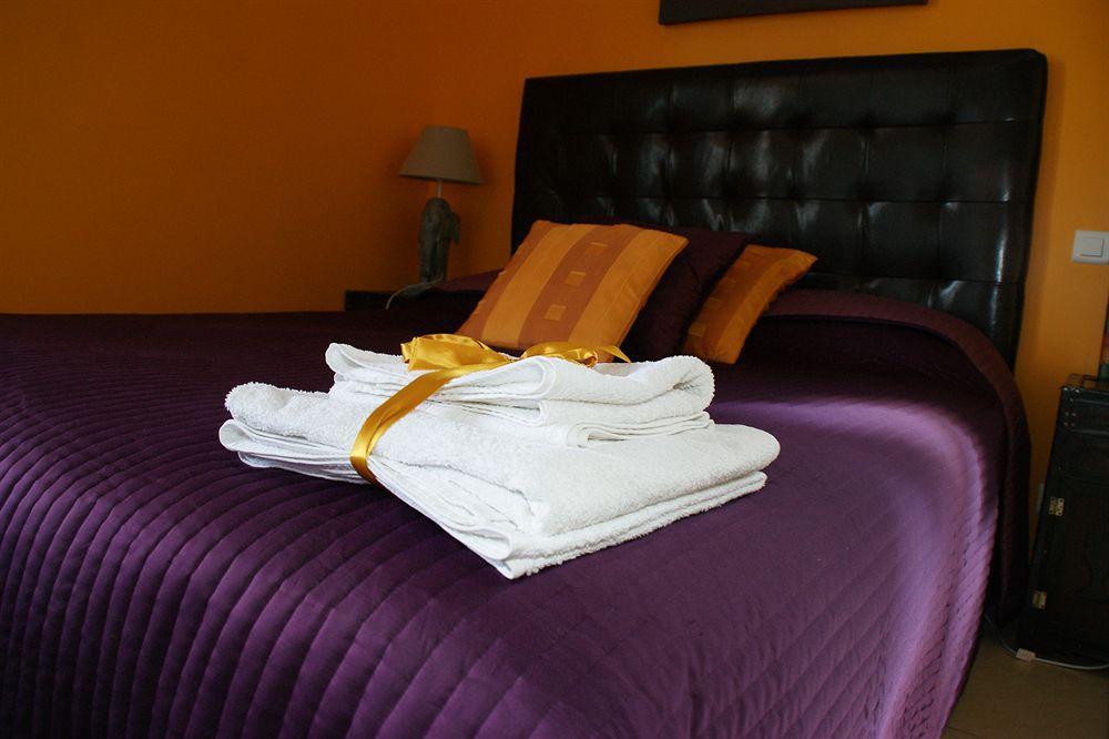Chambre d'Hôtes Domaine Le Castagné Auch Esterno foto